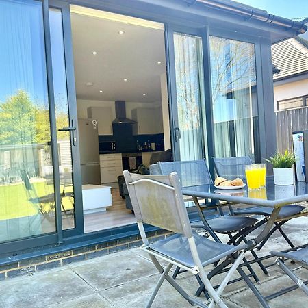 Evergreen Lodge - Two Bed Lux Flat - Parking, Garden, Patio, Wifi, Netflix - Close To Blenheim Palace & Oxford - F3 Kidlington Exteriör bild